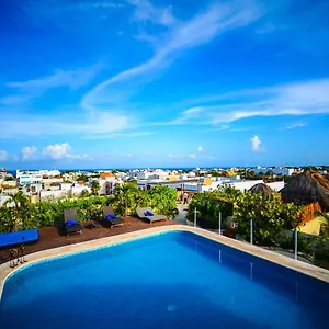 Encanto Riviera Apartahotel